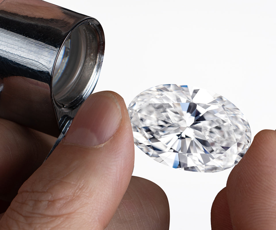 How to Buy A Diamond