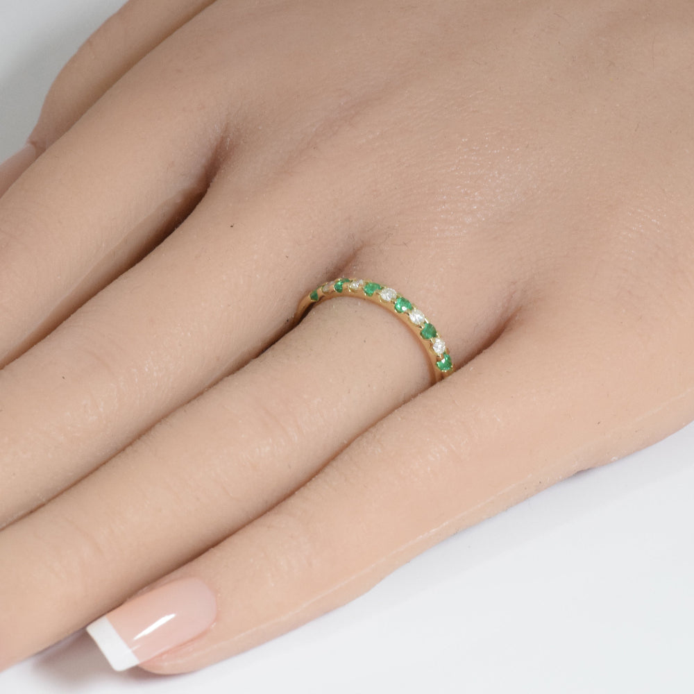 SPECIAL! .31ct G SI 14K Yellow Gold Diamond & Emerald Gemstones Band Ring Size 6.5