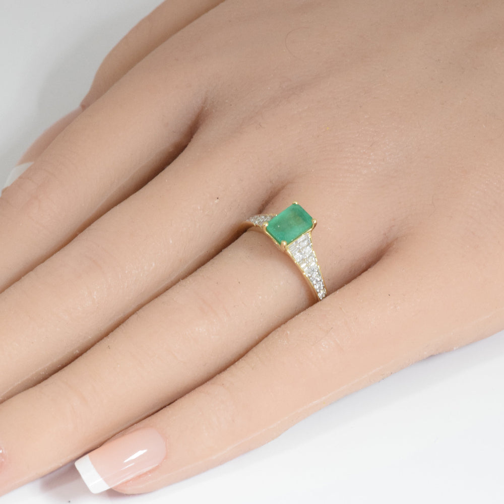 SPECIAL!1.30ct G SI 14K Yellow Gold Diamond & Emerald Gemstone Ring Size 6.5