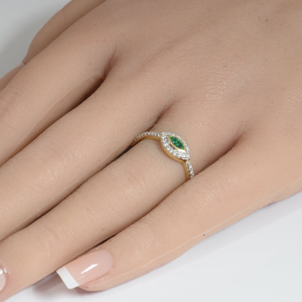 SPECIAL!.32ct G SI 14K Yellow Gold Diamond & Emerald Gemstone Evil Eye Band Ring Size 6.5