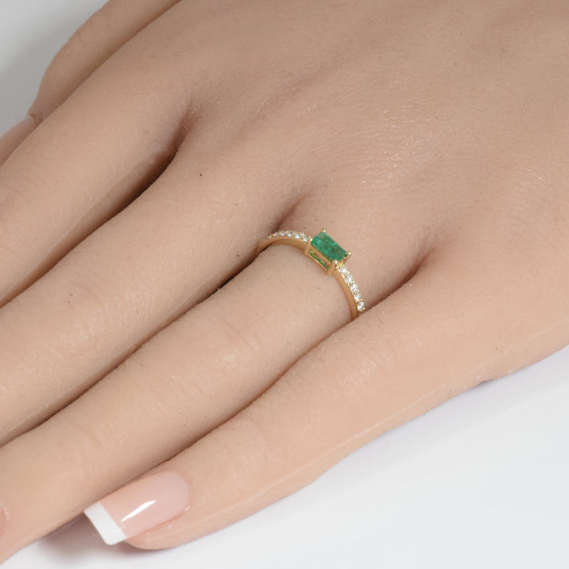 SPECIAL!.40ct G SI 14K Yellow Gold Diamond & Emerald Gemstone Ring Size 6.5