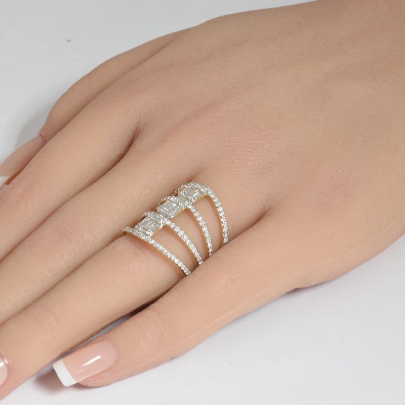 SPECIAL!.94ct G SI 14K Yellow Gold Round and Baguette Diamond Ring Size 6.5
