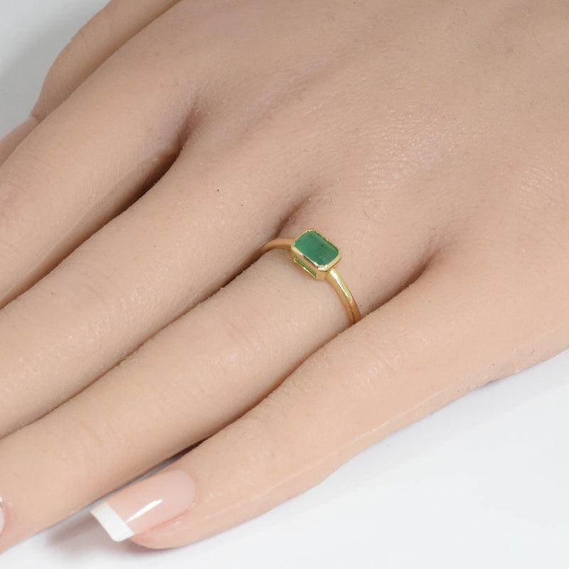 SPECIAL!.66ct G SI 14K Yellow Gold Bezel Set Emerald Gemstone Ring Size 6.5