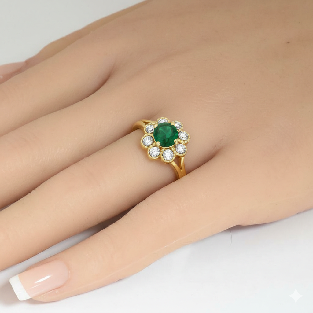 SPECIAL! .65ct G SI 14kt Yellow Gold Round Diamond & Emerald Gemstone Ring Size 6.5