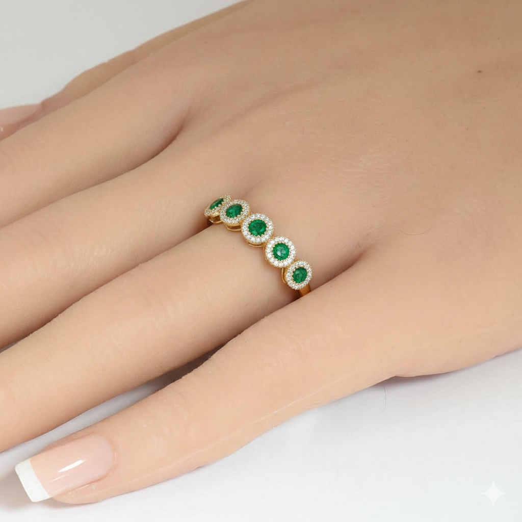 SPECIAL! .63ct G SI 14kt Yellow Gold Diamond & Emerald Gemstone Ring Size 6.5