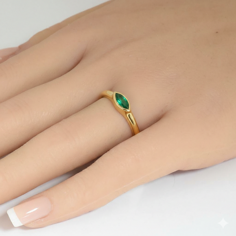 SPECIAL! .25ct G SI 14kt Yellow Gold Emerald Gemstone Bezel Set Ring Size 6.5