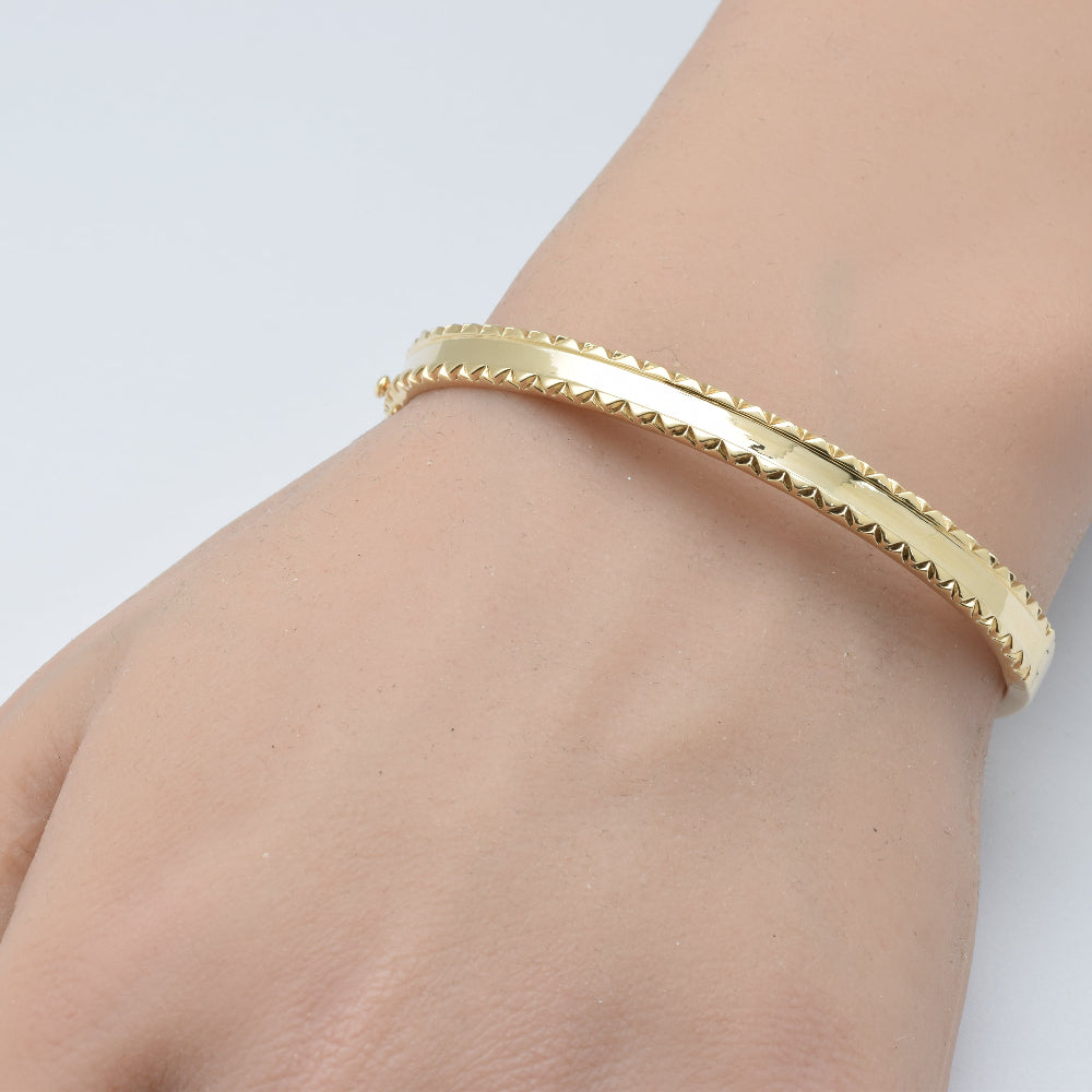 SPECIAL!14K Yellow Gold Diamond Cut Design Plain Bangle Bracelet