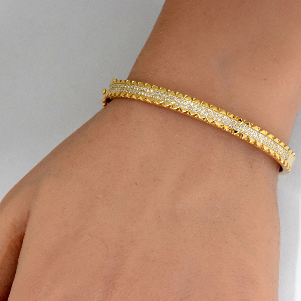SPECIAL!.72ct G SI 14K Yellow Gold Diamond Trendy Bangle Bracelet