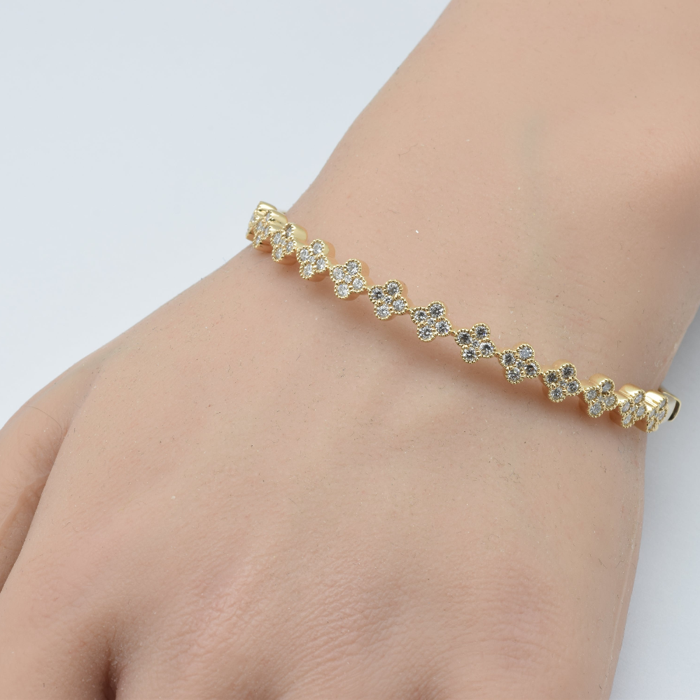 SPECIAL!1.36ct G SI 14K Yellow Gold Diamond Clover Design Bangle Bracelet