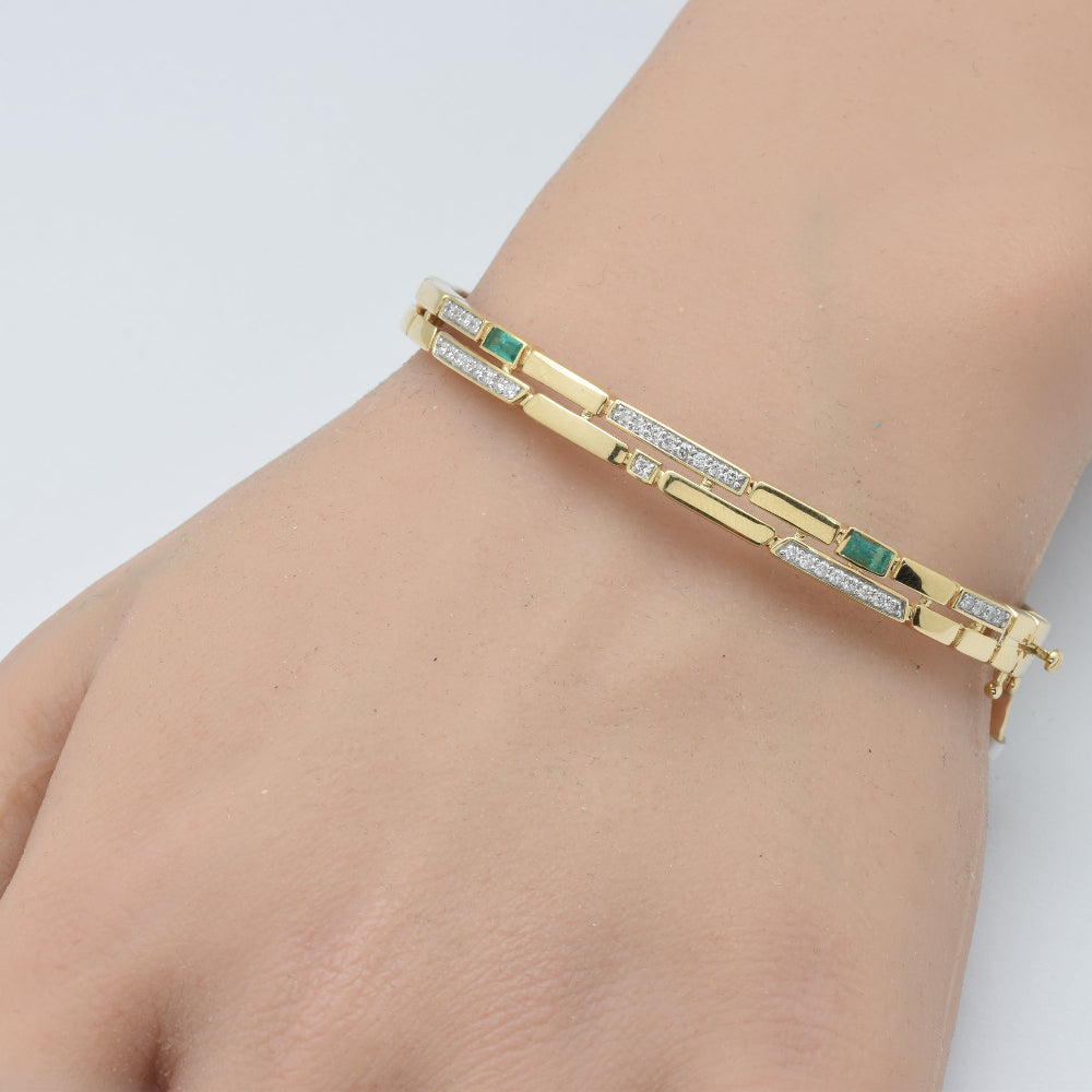 SPECIAL!.55ct G SI 14K Yellow Gold Diamond & Emerald Gemstone Bangle Bracelet
