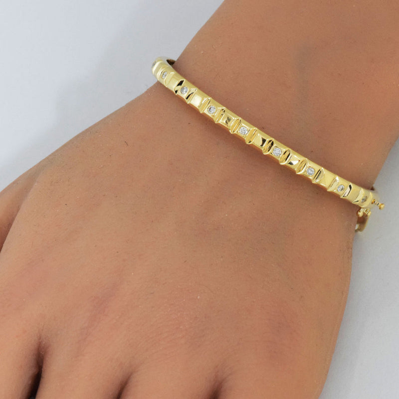 SPECIAL!.24ct G SI 14K Yellow Gold Round Diamond Bangle Bracelet