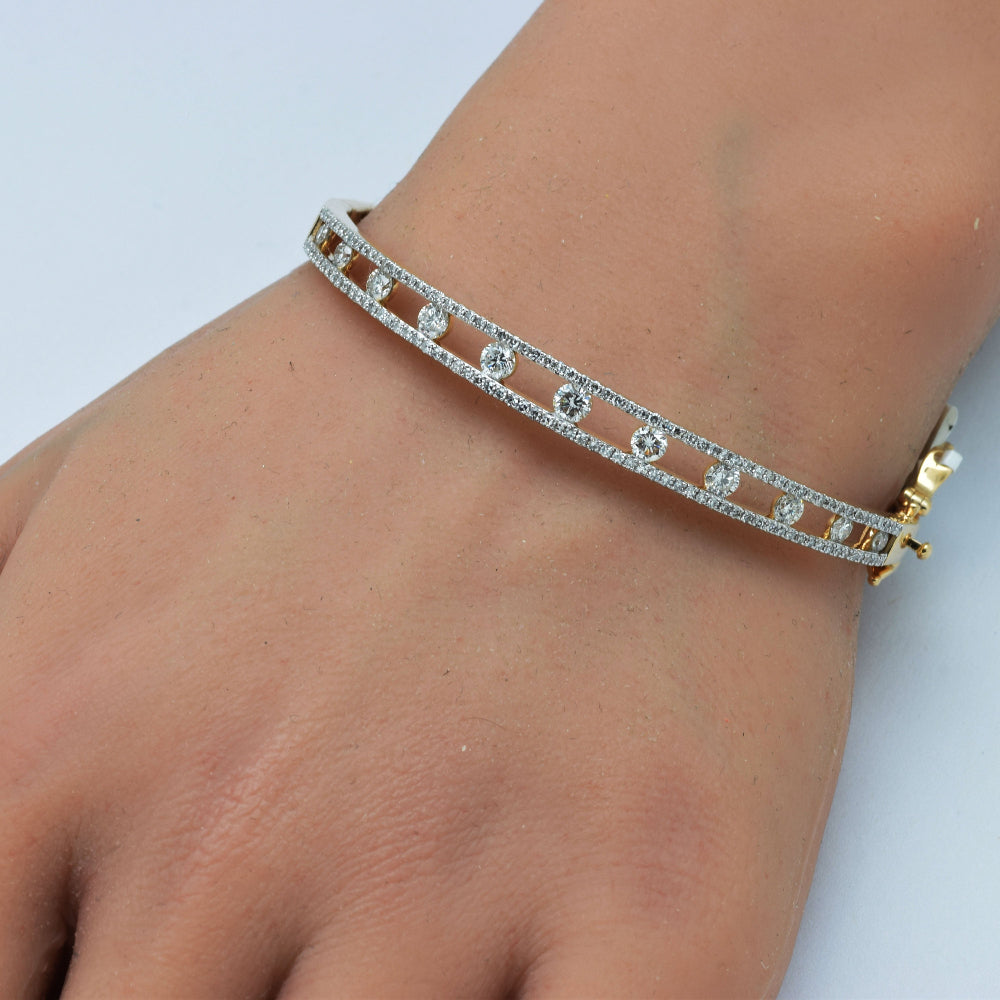 SPECIAL!1.73ct G SI 14K Yellow Gold Round Diamond Modern Style Bangle Bracelet