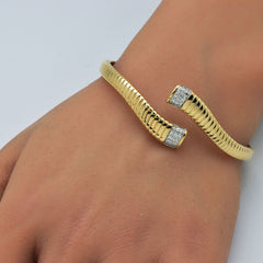SPECIAL!.24ct G SI 14K Yellow Gold Round Diamond Open Bangle Bracelet