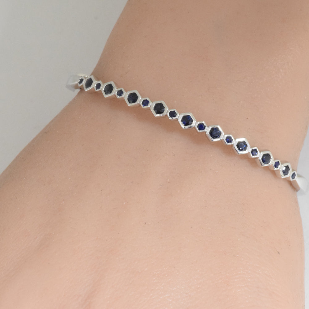 SPECIAL!1.21ct G SI 14K White Gold Octagon Shape Blue Sapphire Gemstone Bangle Bracelet