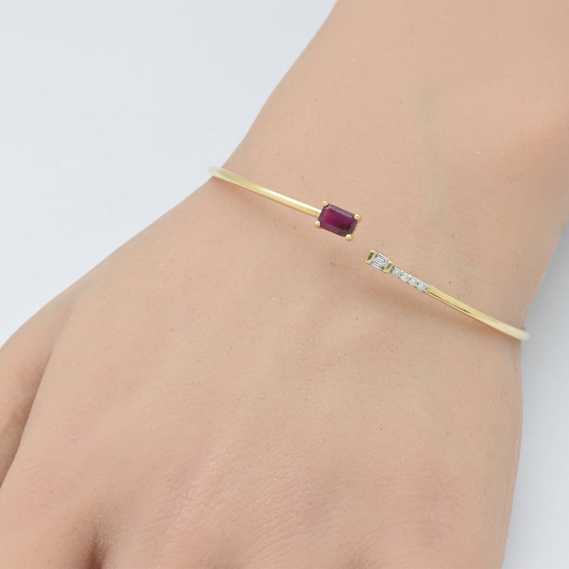 GEMSTONE CLOSEOUT!  .70ct G SI 14K Yellow Gold Diamond & Ruby Gemstones Open Bangle Bracelet 56mm