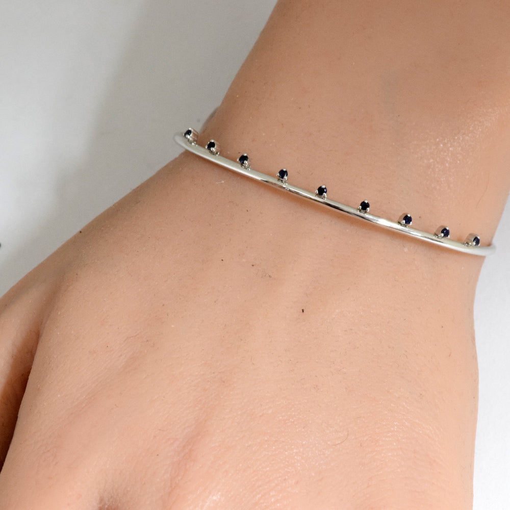 GEMSTONE  CLOSEOUT!  .20ct G SI 14K White Gold Blue Sapphire Gemstones Open Bangle Bracelet 56mm