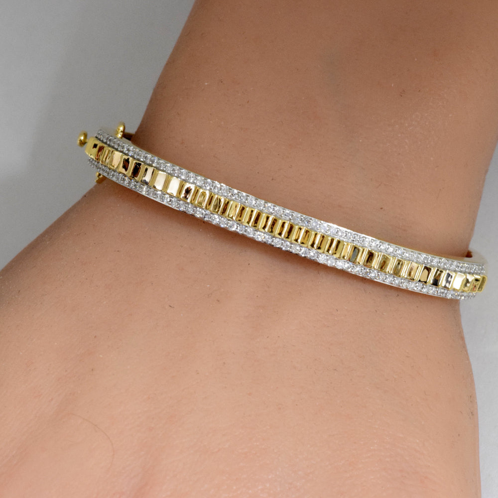 SPECIAL! 1.05ct G SI 14K Yellow Gold Diamond Bangle Bracelet