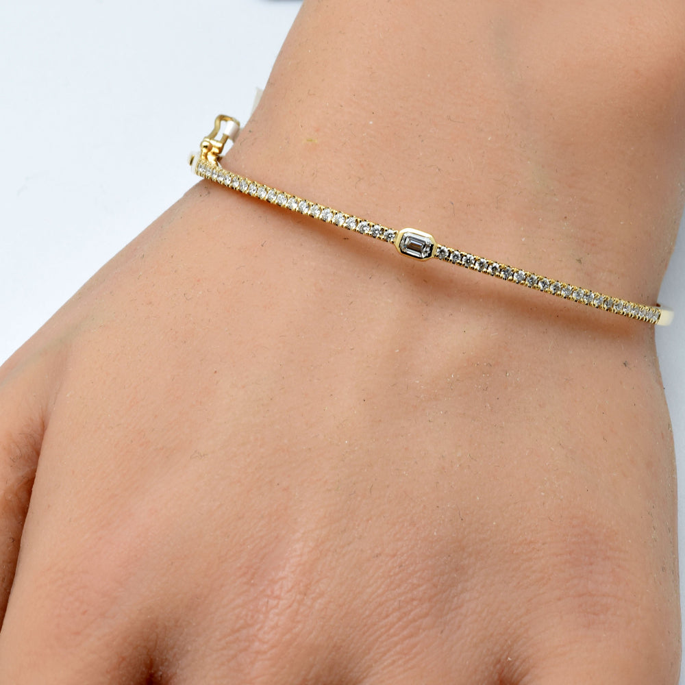 SPECIAL! .63ct G SI 14K Yellow Gold Diamond Emerald Cut Center Bangle Bracelet