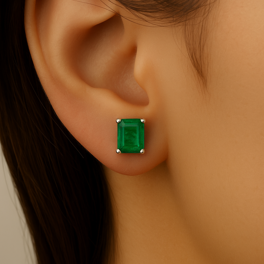 SPECIAL! 1.08ct G SI 14K White Gold Emerald Gemstone Stud Earrings