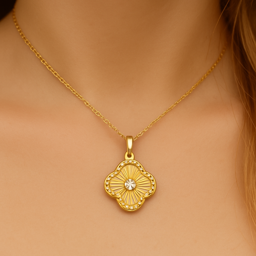 SPECIAL!.13ct G SI 14K Yellow Gold Clover Style Diamond Pendant Necklace 18" Chain