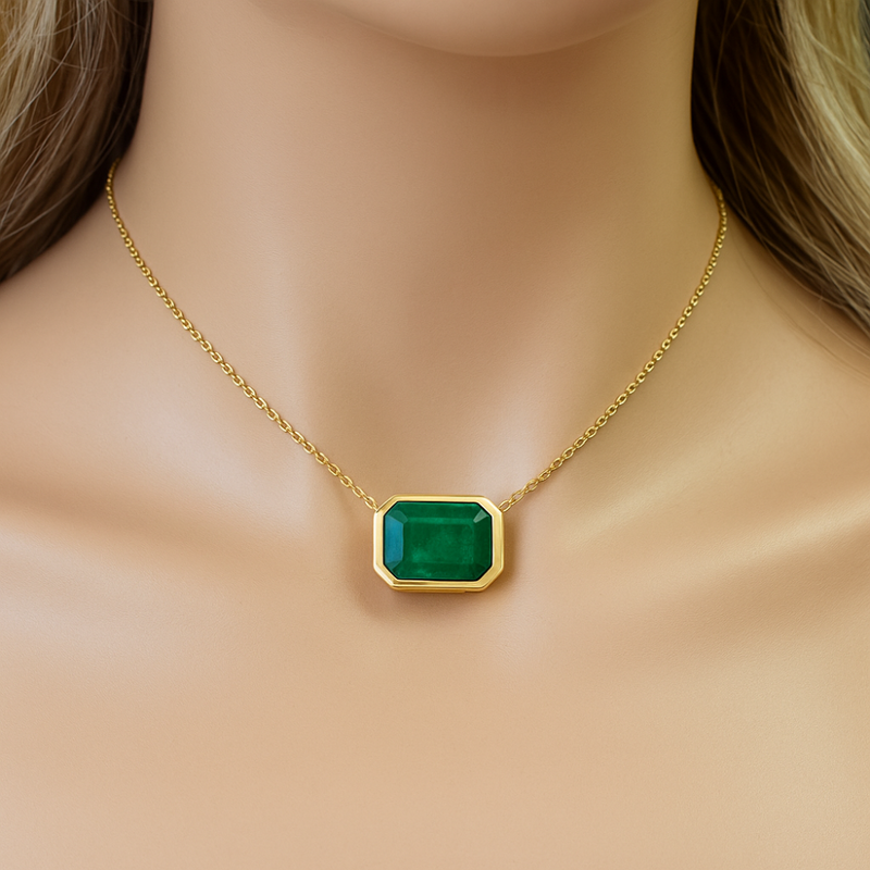 SPECIAL! .95ct G SI 14K Yellow Gold Emerald Gemstone Bezel Set Pendant Necklace 18" Long Chain