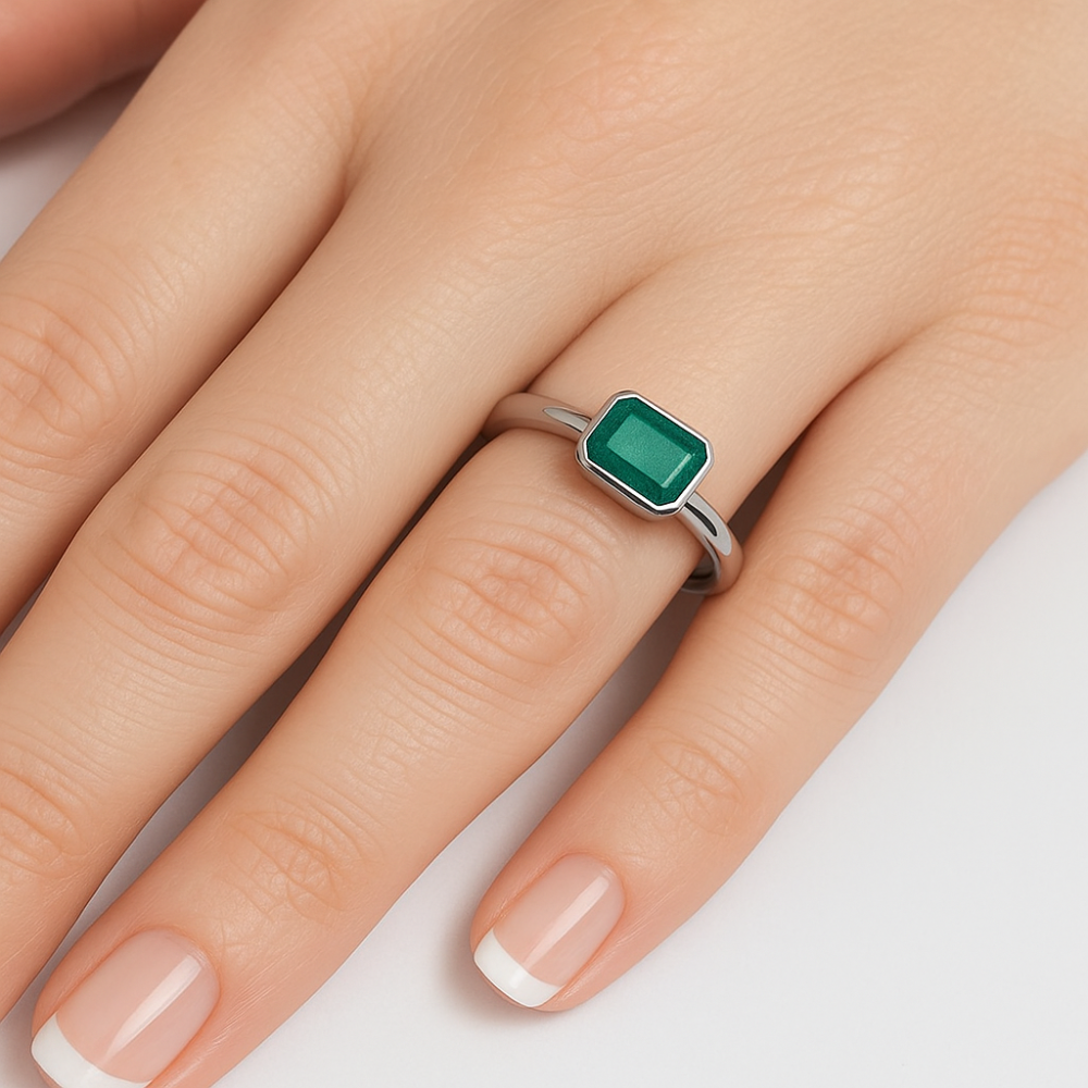 SPECIAL!.54ct G SI 14K White Gold Bezel Set Emerald Gemstone Ring Size 6.5