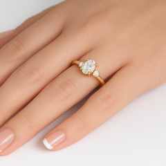 SPECIAL! .33ct G SI 14K Yellow Gold Oval Diamond Three Stone Ring Size 6.5