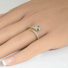 SPECIAL! .20ct G SI 14kt Yellow Gold Diamond & Emerald Gemstone Snake Ring Size 6.5