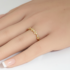 .08ct G SI 14kt Yellow Gold Round & Baguette Diamond Band Ring Size 6.5
