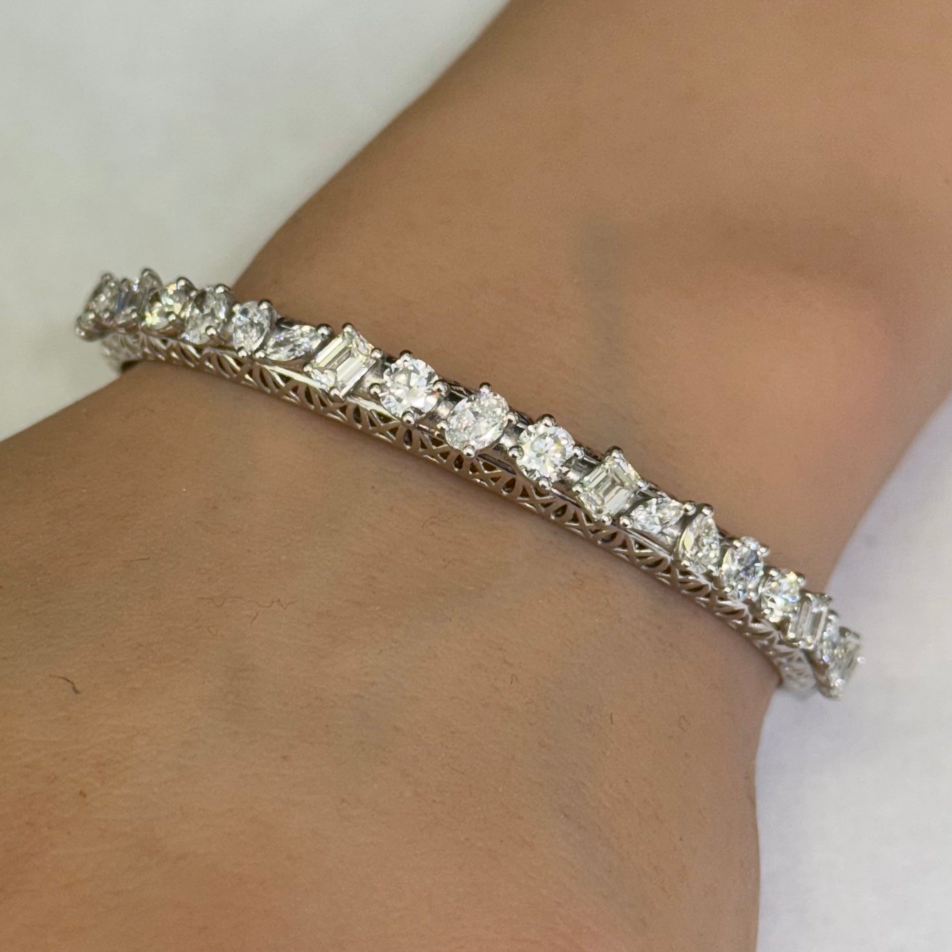 SPECIAL! 4.31ct G SI 14K White Gold Fancy Diamond Multi Shapes Bangle Bracelet